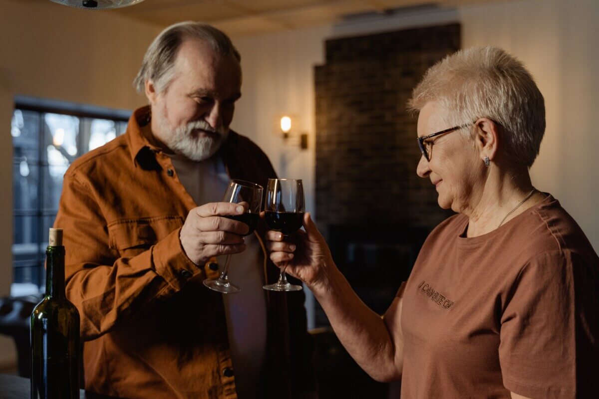 older adults drinking