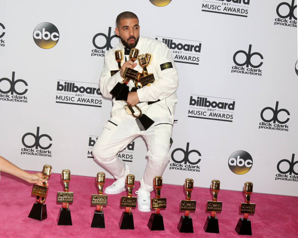 Drake at the 2017 Billboard Awards Press Room