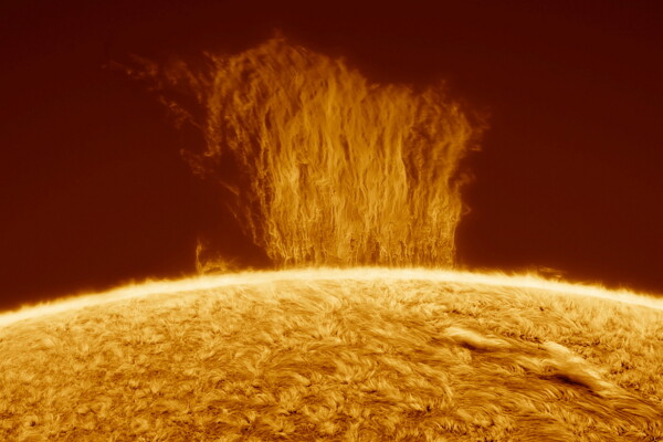 Plasma emitted from Sun as seen by amateur astrophotographer