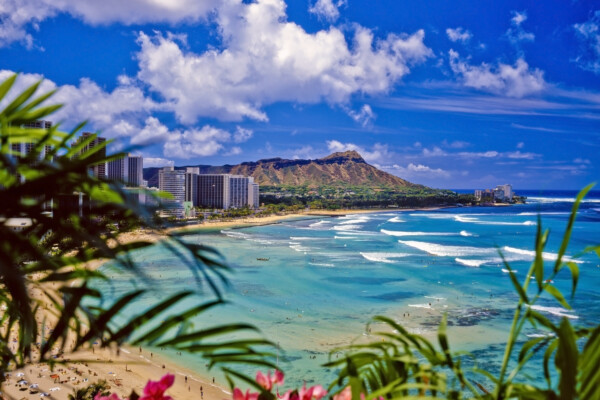 Waikiki Beach and Diamond Head in Honolulu