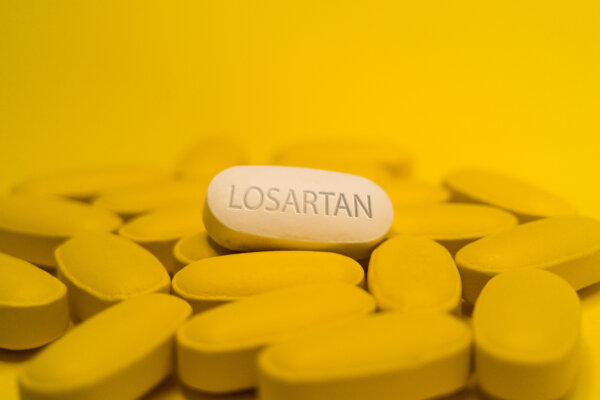 Losartan tablet pills
